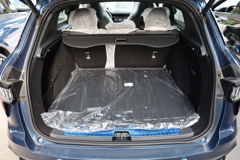 Lynk & Co 01 1.5 STUURVERWARMING MY23 thumbnail 81