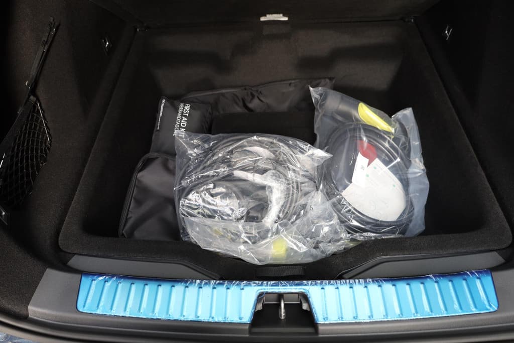 Lynk & Co 01 1.5 STUURVERWARMING MY23 thumbnail 82