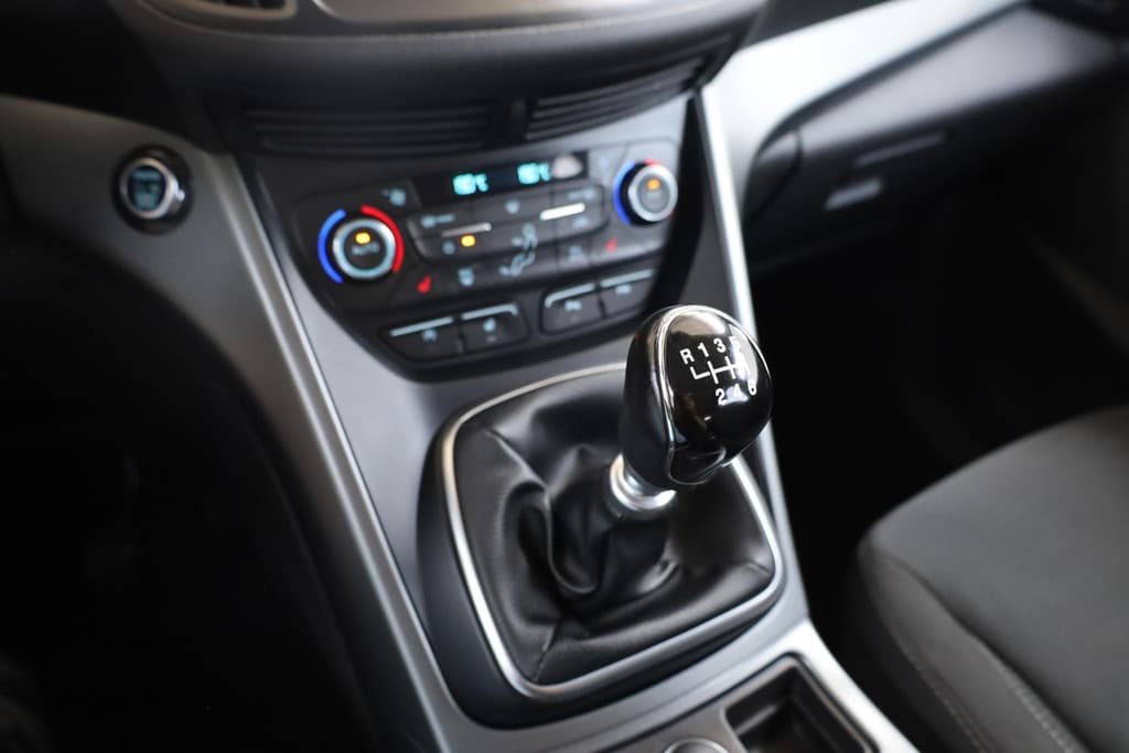 Ford Kuga 1.5 EcoBoost Titanium thumbnail 17