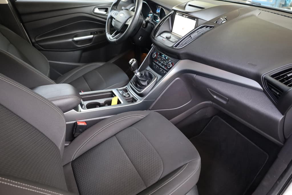 Ford Kuga 1.5 EcoBoost Titanium thumbnail 21