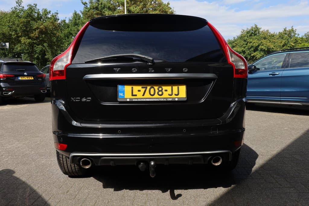 Volvo XC60 2.0 D4 FWD R-Design thumbnail 30