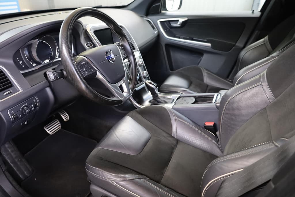 Volvo XC60 2.0 D4 FWD R-Design thumbnail 5