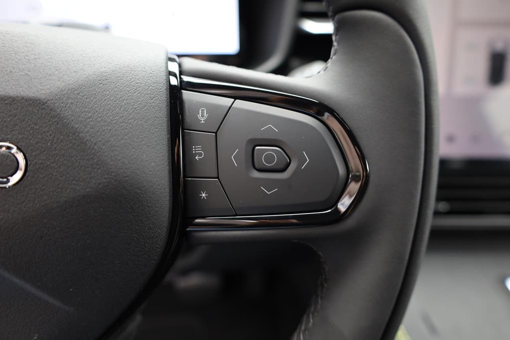 Lynk & Co 01 1.5 4-CYL 280 PK! PHEV MORE thumbnail 17