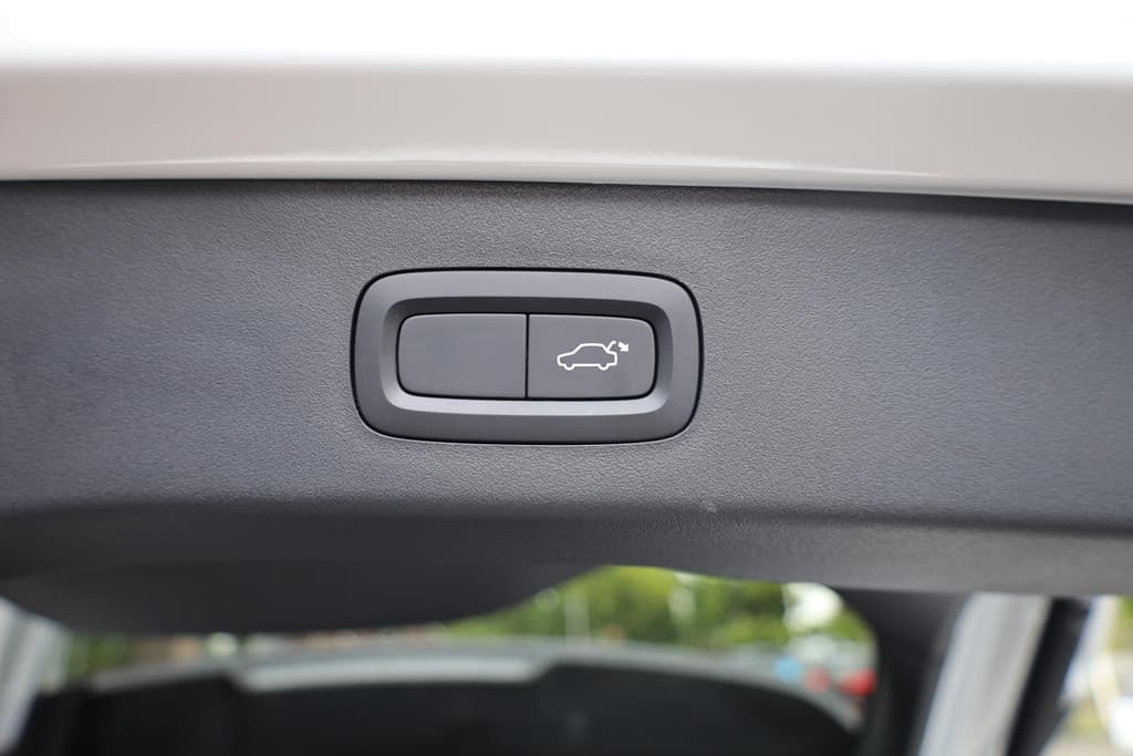 Lynk & Co 01 1.5 4-CYL 280 PK! PHEV MORE thumbnail 32