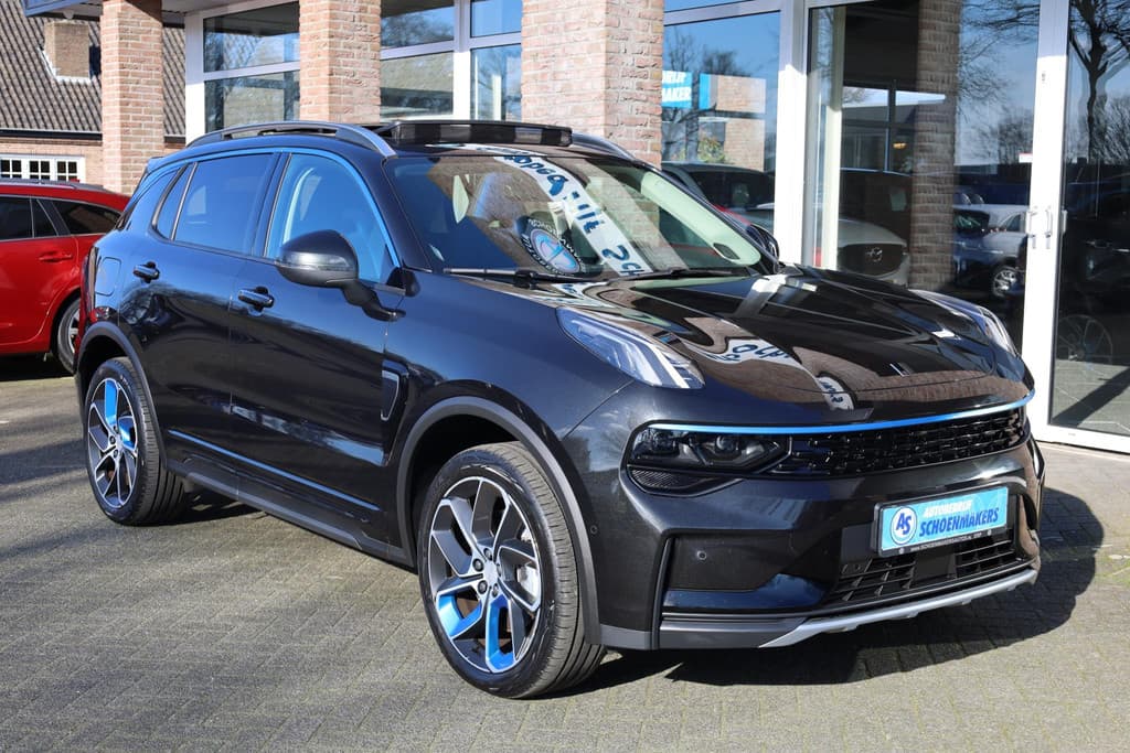 Lynk & Co 01 1.5 261PK! 6.6Kwh LADEN! thumbnail 3