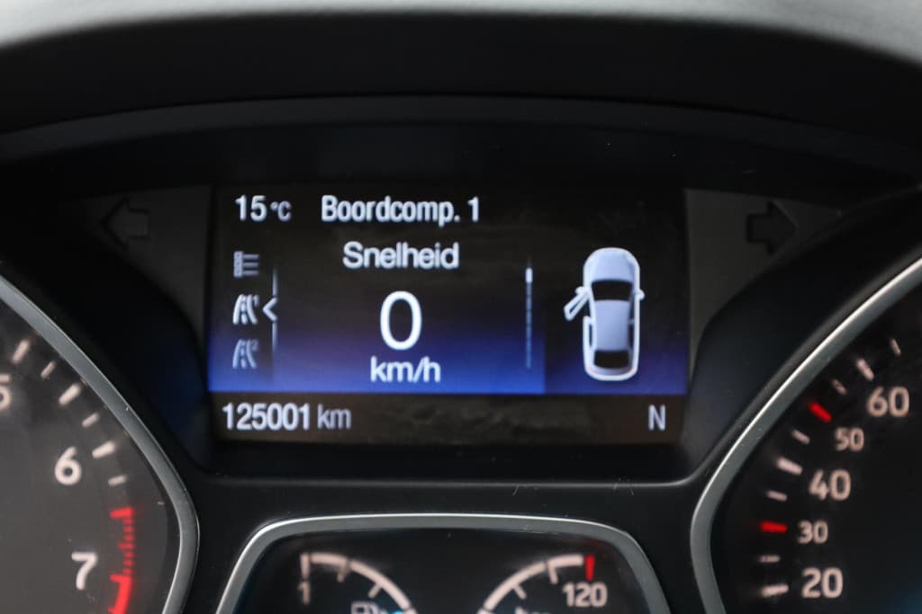 Ford Kuga 1.5 EcoBoost Titanium thumbnail 11