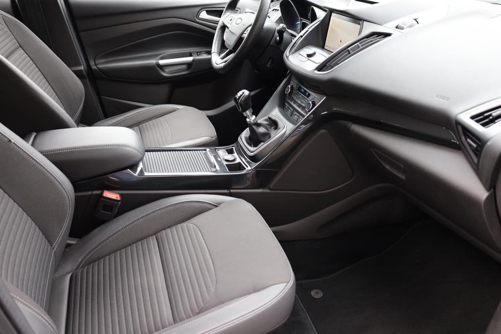 Ford Kuga 1.5 EcoBoost Titanium thumbnail 32