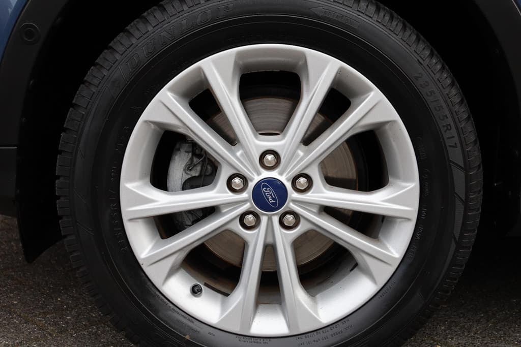 Ford Kuga 1.5 EcoBoost Titanium thumbnail 9