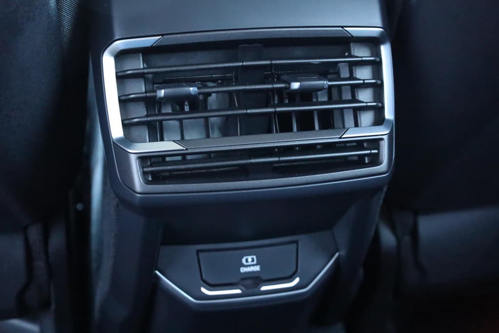 Lynk & Co 01 1.5 261PK! 6.6Kwh LADEN! thumbnail 45