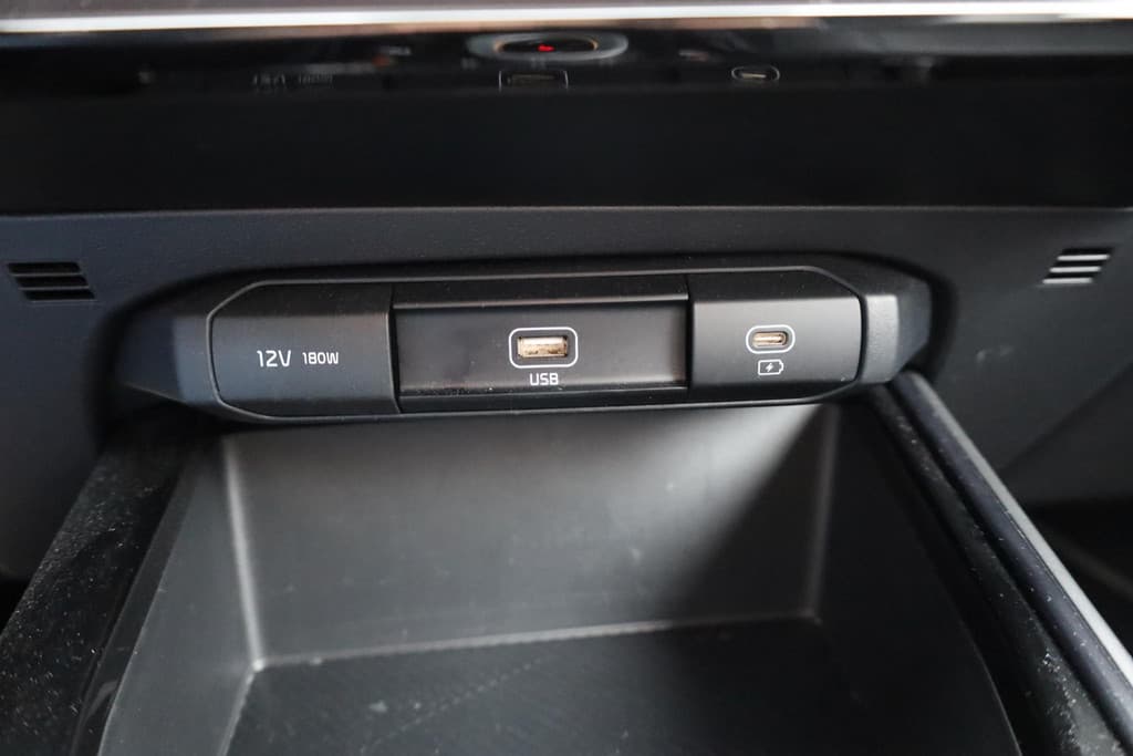 Kia Niro 1.6 GDi Hybrid DynamicPlusLine thumbnail 21