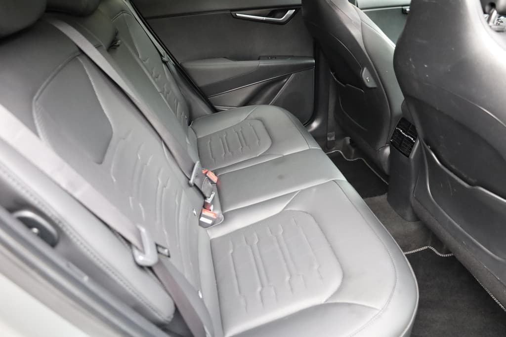 Kia Niro 1.6 GDi Hybrid DynamicPlusLine thumbnail 28