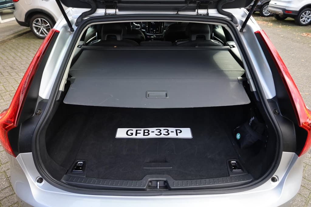 Volvo V90 2.0 T5 Momentum thumbnail 36