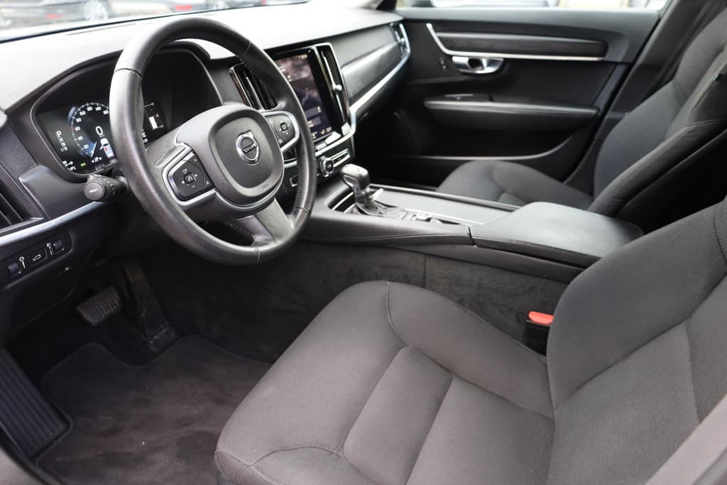 Volvo V90 2.0 T5 Momentum thumbnail 6