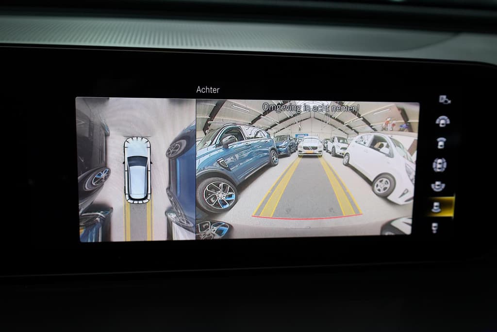 Mercedes-Benz EQC 400 4MATIC Business Solution AMG 80 kWh thumbnail 13