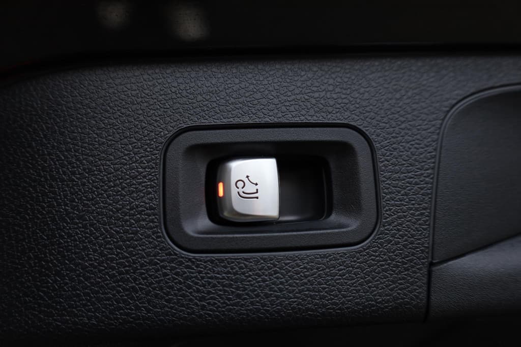 Mercedes-Benz EQC 400 4MATIC Business Solution AMG 80 kWh thumbnail 36