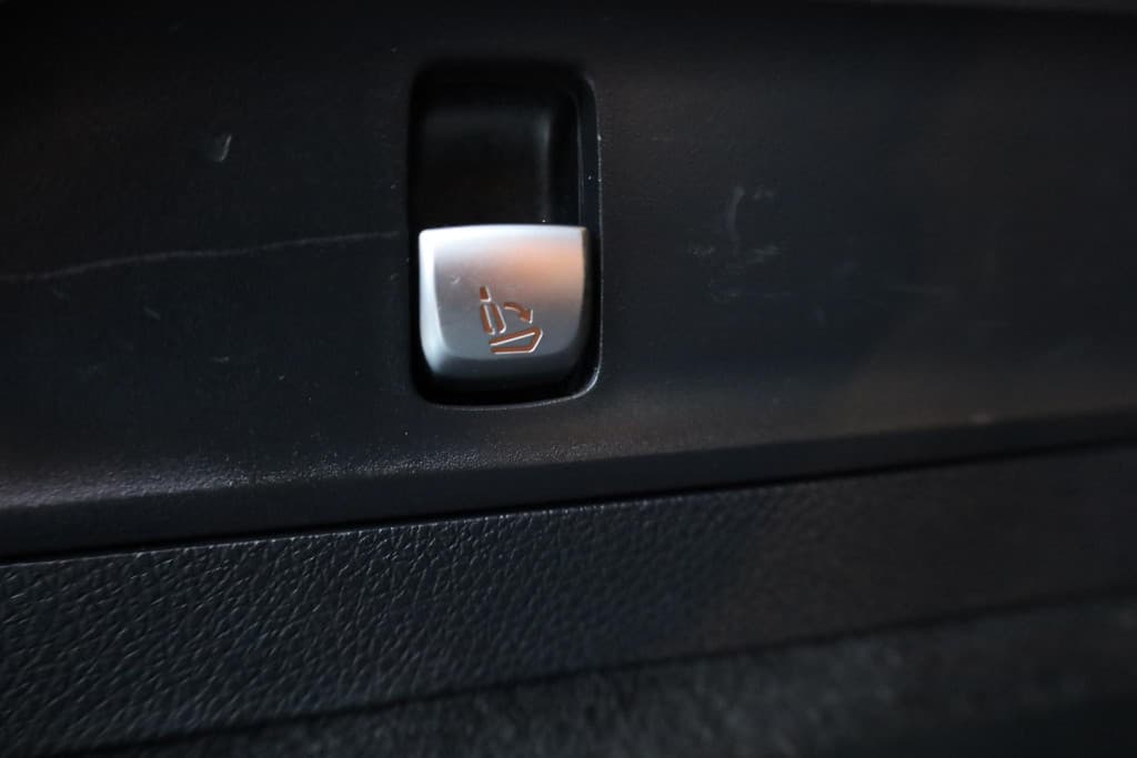 Mercedes-Benz EQC 400 4MATIC Business Solution AMG 80 kWh thumbnail 37