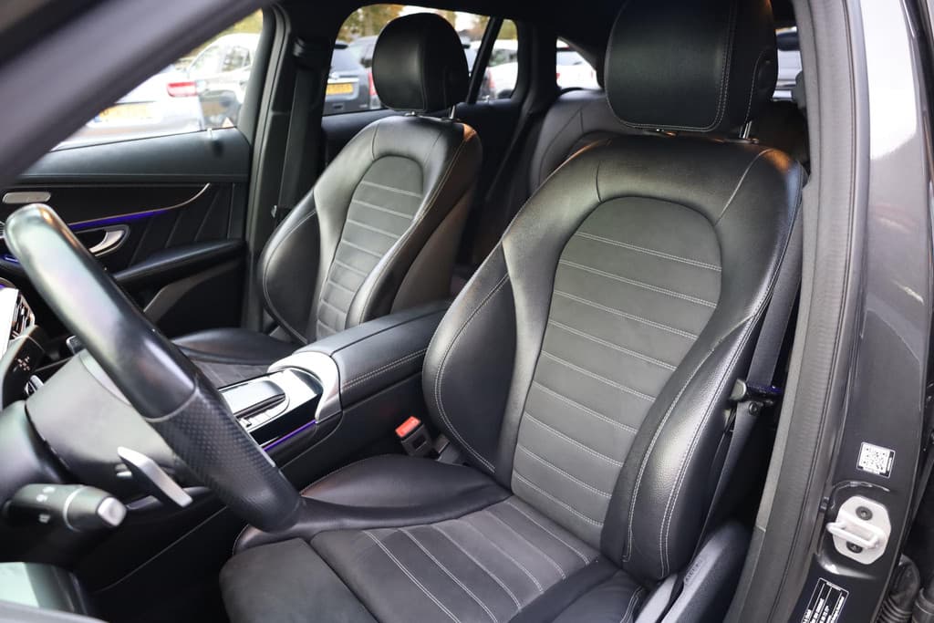 Mercedes-Benz EQC 400 4MATIC Business Solution AMG 80 kWh thumbnail 9