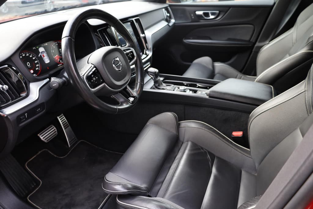 Volvo S60 2.0 T4 R-Design thumbnail 5