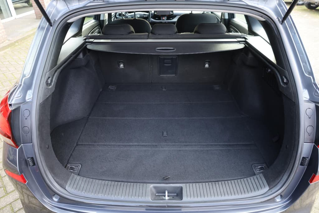 Hyundai I30 Wagon 1.4 T-GDI Premium thumbnail 24