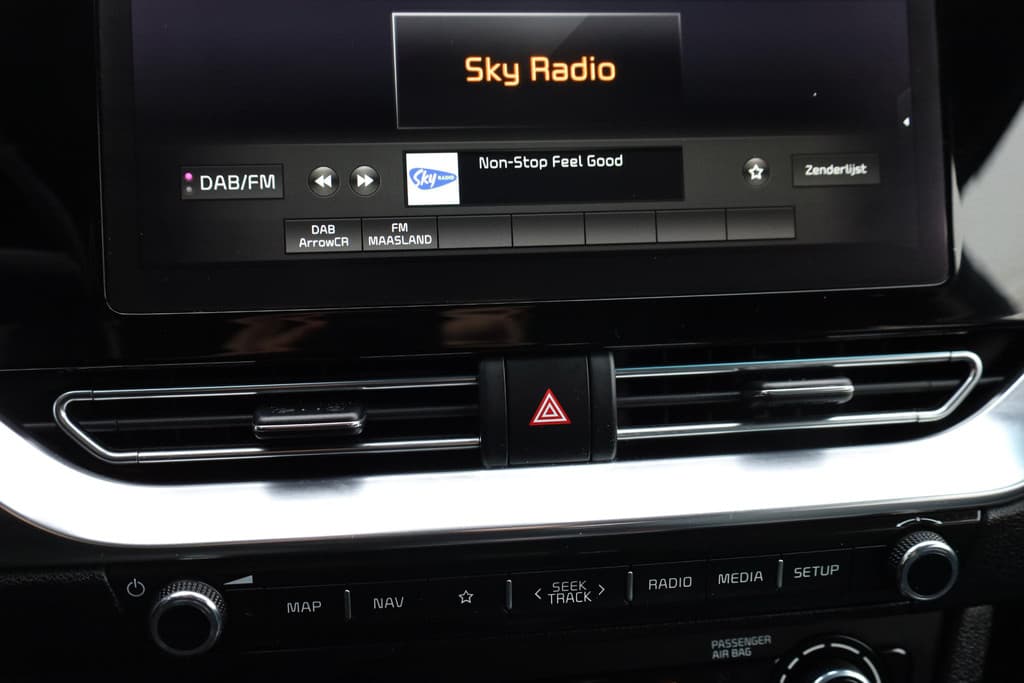 Kia E-Niro ComfortLine 64 kWh thumbnail 11