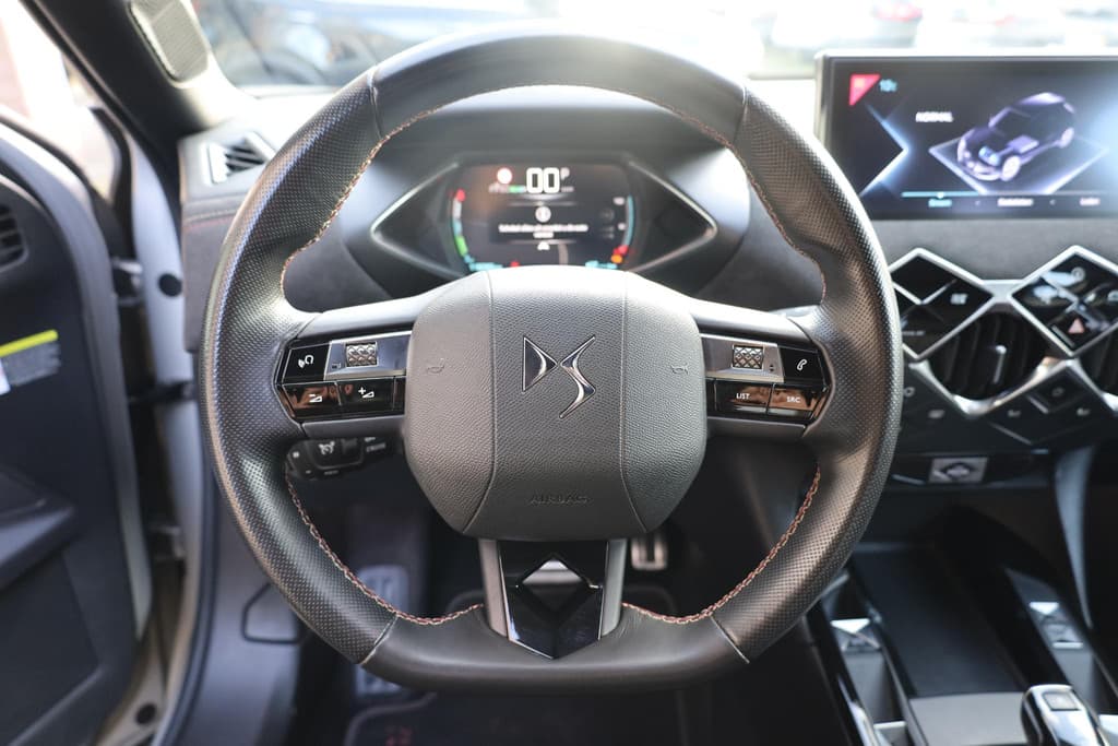 DS DS 3 Crossback E-Tense Performance Line 50 kWh thumbnail 14