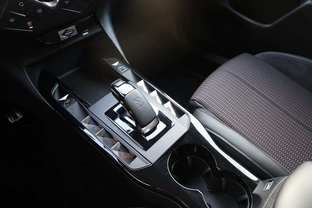 DS DS 3 Crossback E-Tense Performance Line 50 kWh thumbnail 18