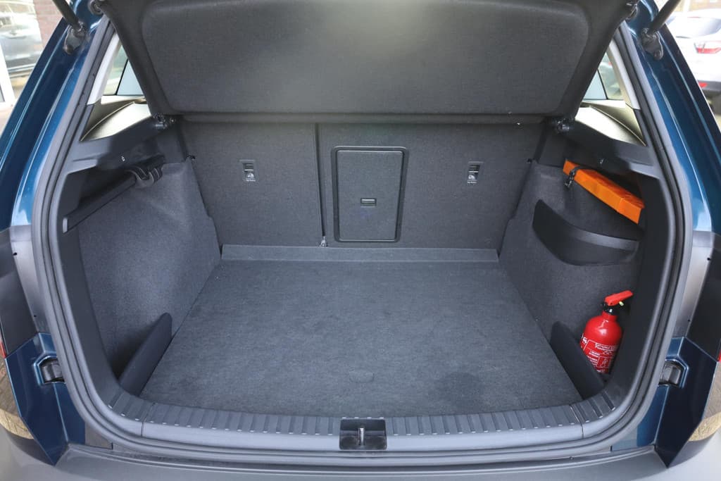 Škoda Karoq 1.0 TSI Business Edition thumbnail 27