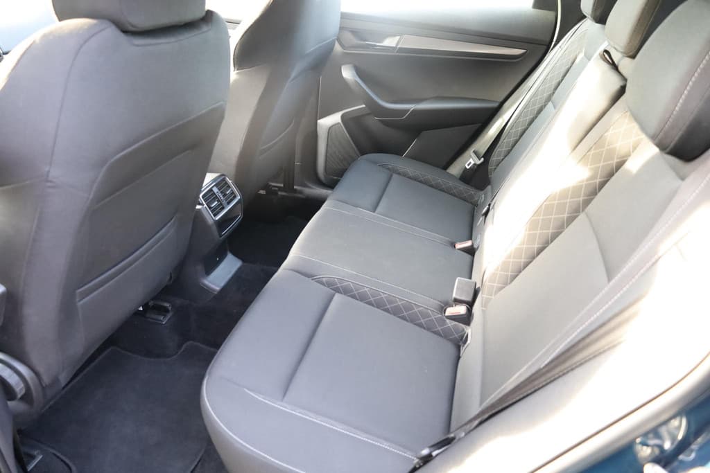 Škoda Karoq 1.0 TSI Business Edition thumbnail 7
