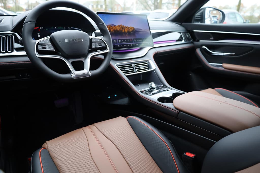 BYD SEAL U 1.5 DM-i FWD Boost thumbnail 6