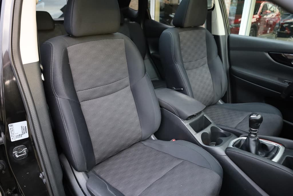 Nissan QASHQAI 1.2 Connect Edition thumbnail 8