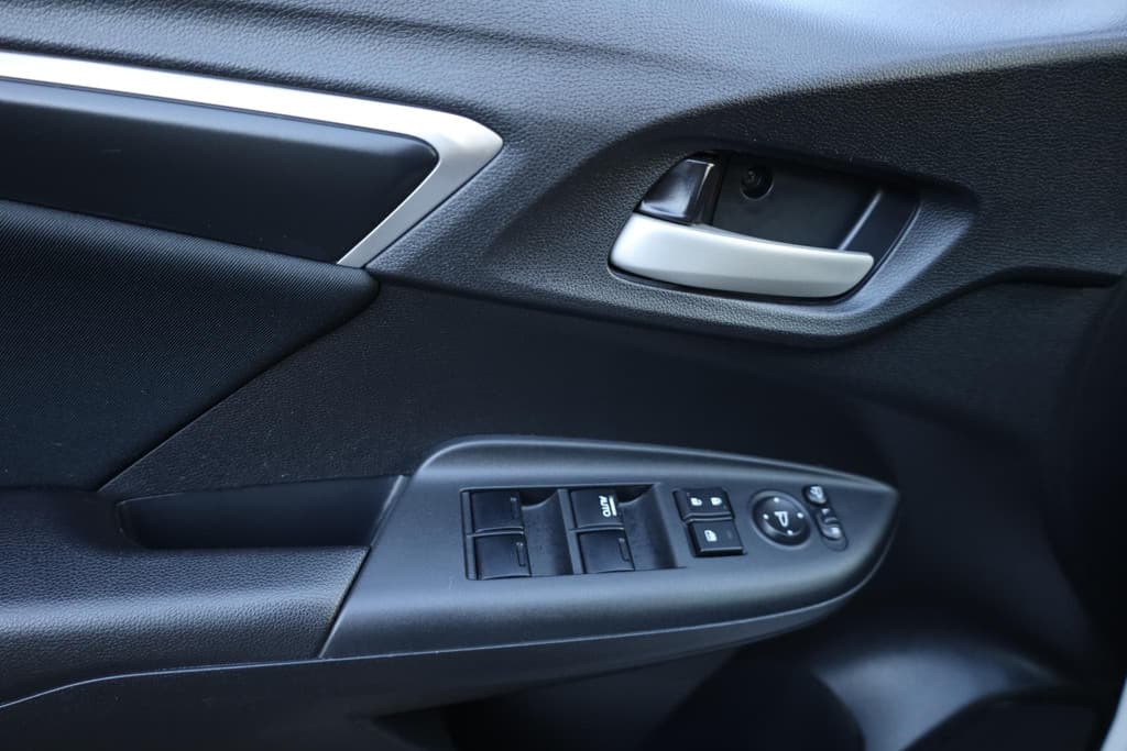 Honda Jazz 1.3 i-VTEC Comfort thumbnail 16