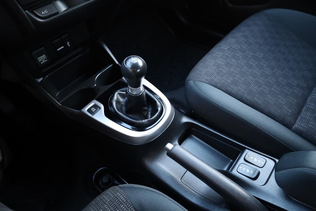 Honda Jazz 1.3 i-VTEC Comfort thumbnail 17