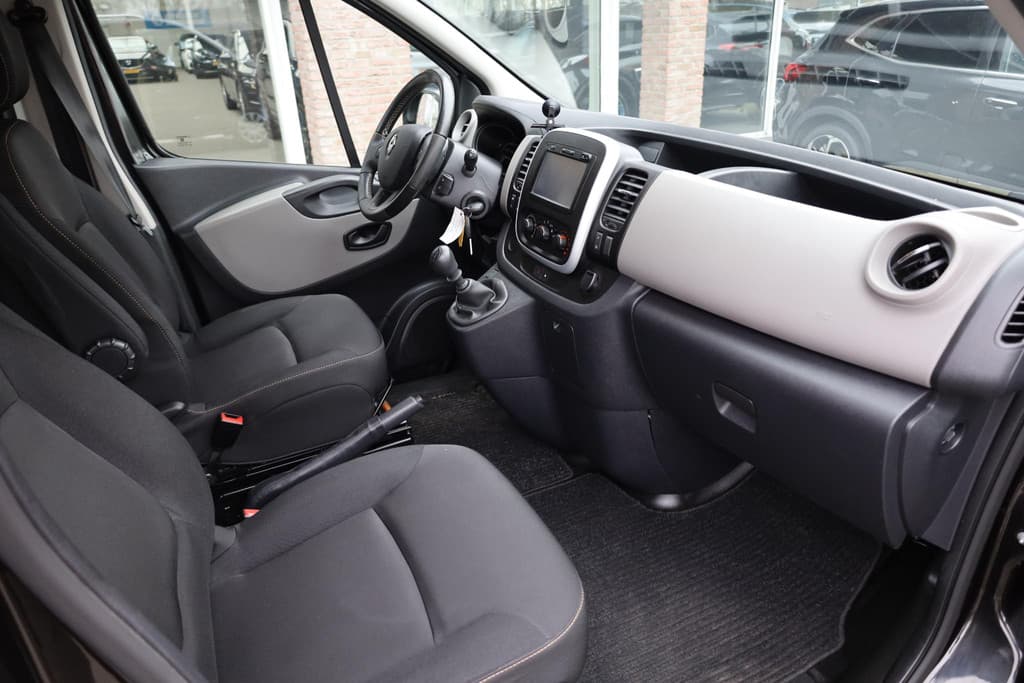 Renault Trafic 1.6 dCi T29 L2H1 DC Turbo2 Energy thumbnail 21