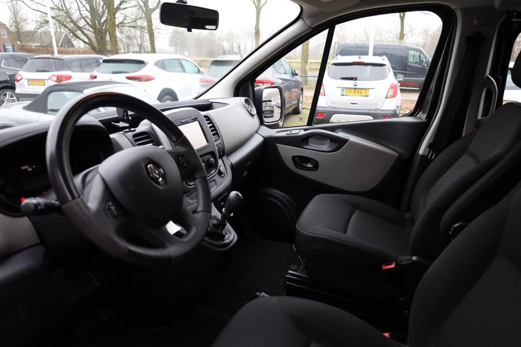 Renault Trafic 1.6 dCi T29 L2H1 DC Turbo2 Energy thumbnail 5