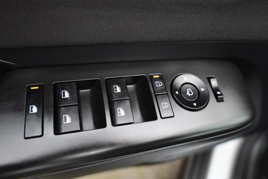 Hyundai KONA 1.6 GDI HEV N-LINE Edition thumbnail 26