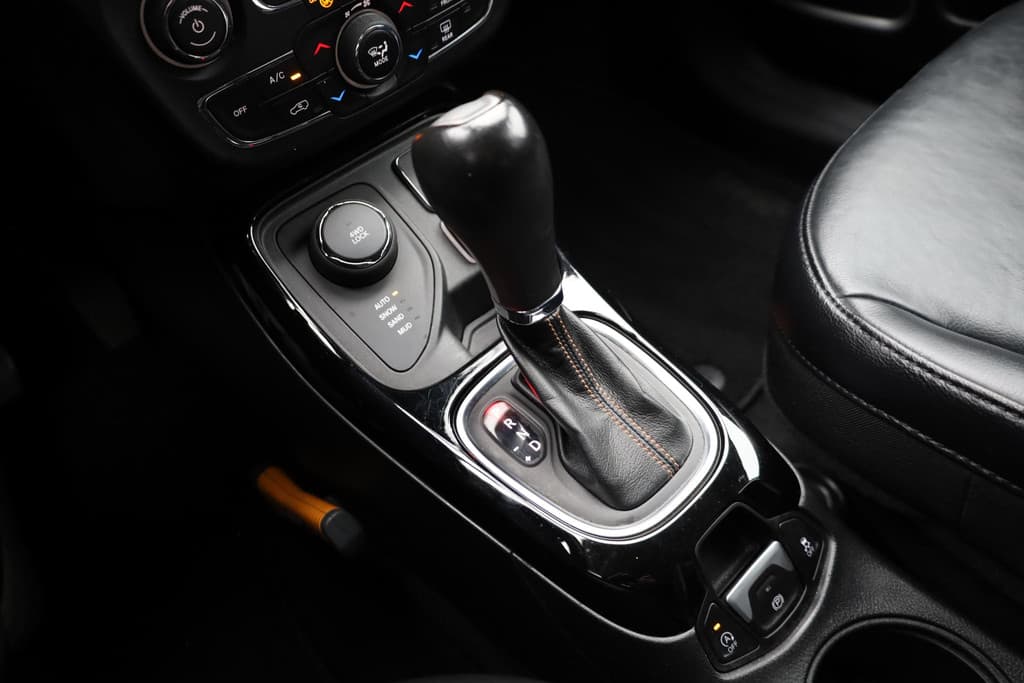 Jeep Compass 1.4 MultiAir Opening Edition 4x4 thumbnail 17