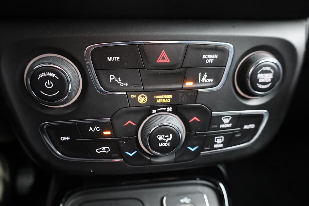 Jeep Compass 1.4 MultiAir Opening Edition 4x4 thumbnail 18