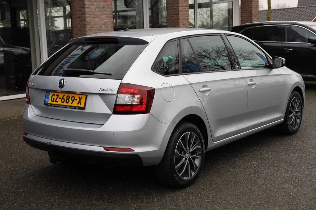 Škoda Rapid Spaceback 1.2 TSI Greentech Edition thumbnail 3