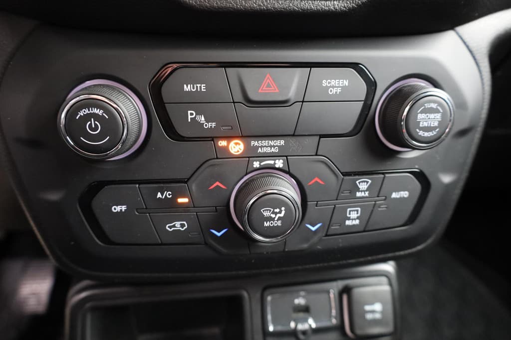 Jeep Renegade 1.4 MultiAir Longitude thumbnail 15