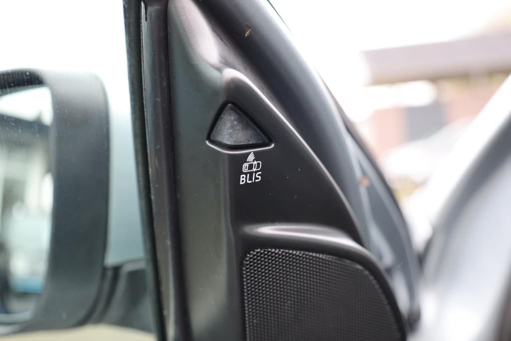 Volvo XC60 2.0 D4 FWD Ocean Race thumbnail 13