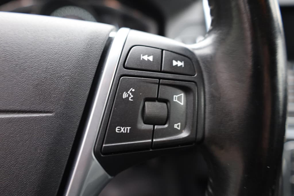 Volvo XC60 2.0 D4 FWD Ocean Race thumbnail 19