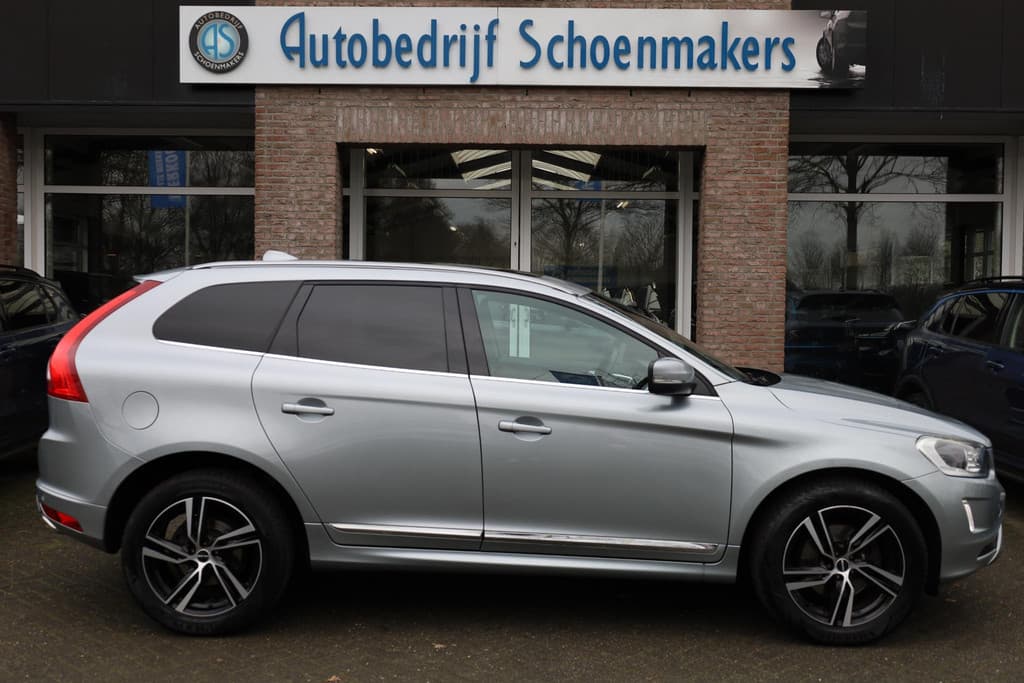 Volvo XC60 2.0 D4 FWD Ocean Race thumbnail 2