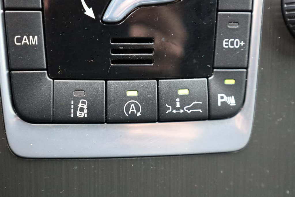 Volvo XC60 2.0 D4 FWD Ocean Race thumbnail 22