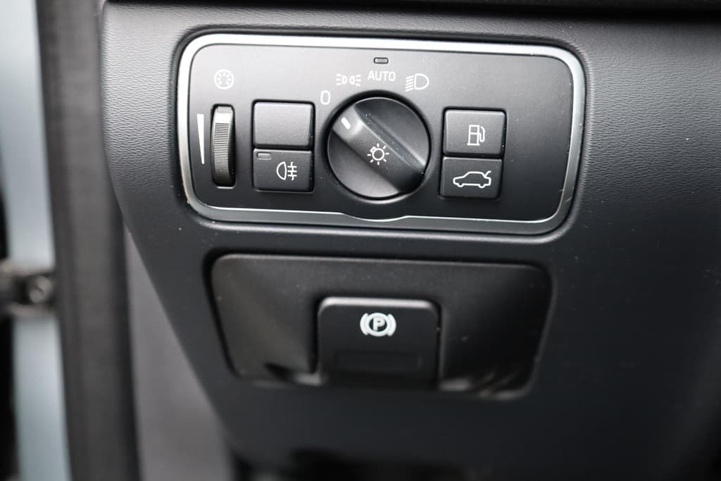 Volvo XC60 2.0 D4 FWD Ocean Race thumbnail 23