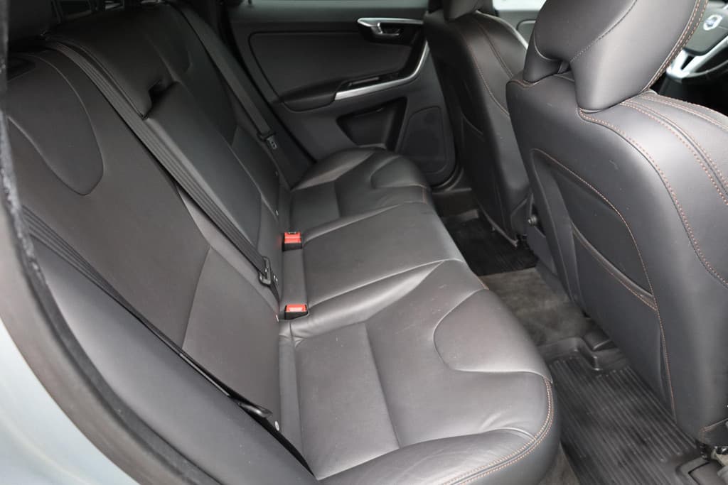 Volvo XC60 2.0 D4 FWD Ocean Race thumbnail 32