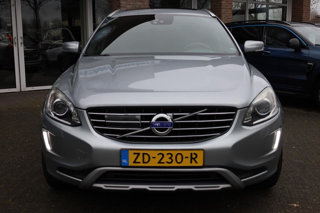 Volvo XC60 2.0 D4 FWD Ocean Race thumbnail 37