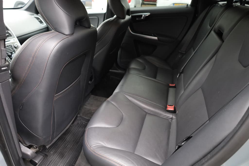 Volvo XC60 2.0 D4 FWD Ocean Race thumbnail 7