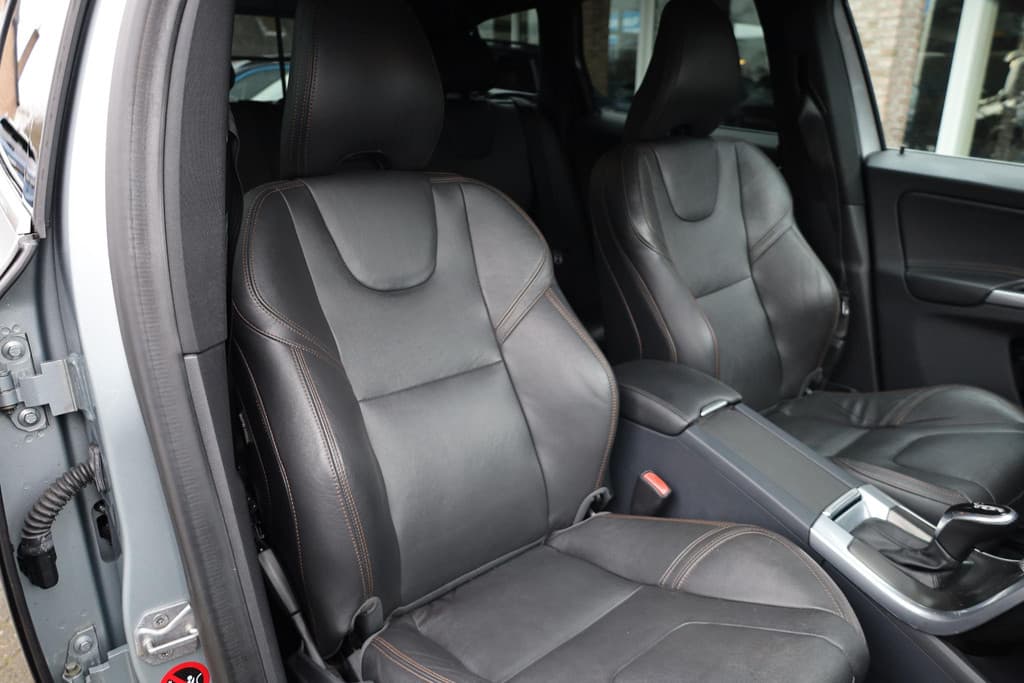 Volvo XC60 2.0 D4 FWD Ocean Race thumbnail 8