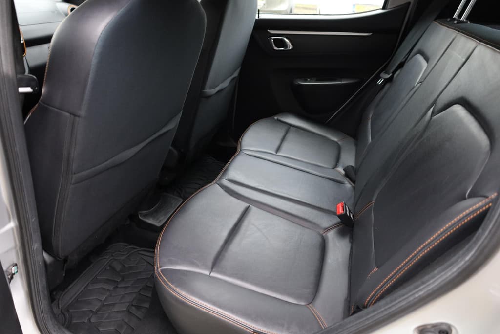 Dacia Spring Comfort Plus (Orange Pack) 27 kWh thumbnail 8