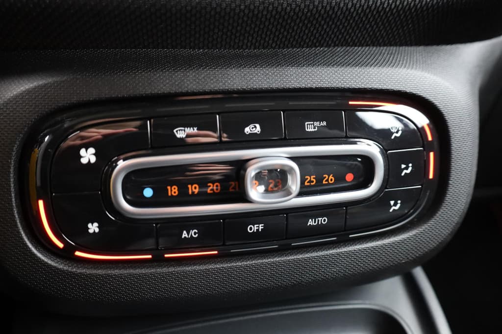 Smart Fortwo cabrio EQ prime 18 kWh thumbnail 15